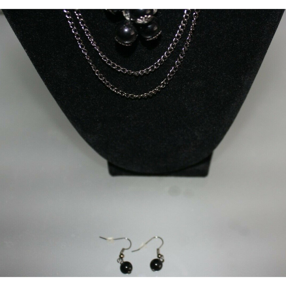3/$15 Black Beaded Necklace & Matching Earrings Triple Strand New Womens Jewelry - Picture 4 of 5
